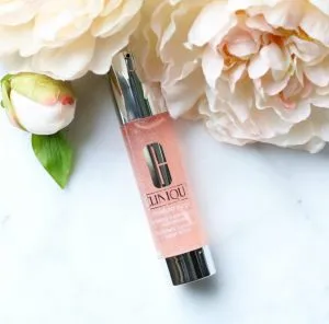 Clinique Moisture Surge 1 1440x960 1