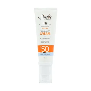 ضد آفتاب فیوژن واتر مناسب انواع پوست SPF50 ثمین 50 میلی‌لیتر