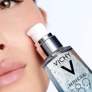 2 Vichy Mineral 89 Fortifying And Plumping Daily Booster