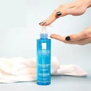 ژل میسلار واتر پاک کننده آرایش صورت و چشم پوست حساس لاروش پوزای200 میلیلیتر 3 4f01a67f 98d5 490c 99be 381a98122985. SL220