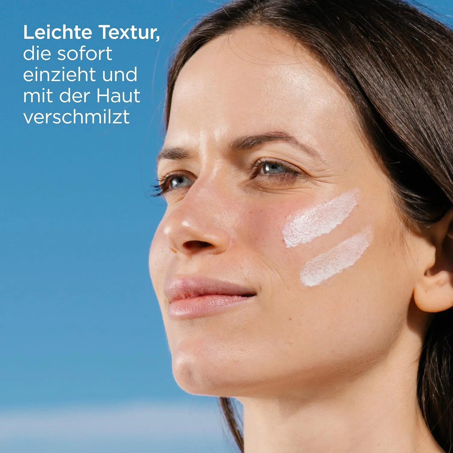 مایع ضد آفتاب روشن کننده اکتیو یونیفای SPF 50 بی رنگ ایزدین ۵۰ میلیلیتر 3 مایع ضد آفتاب روشن کننده اکتیو یونیفای SPF 50 بی رنگ ایزدین ۵۰ میلیلیتر